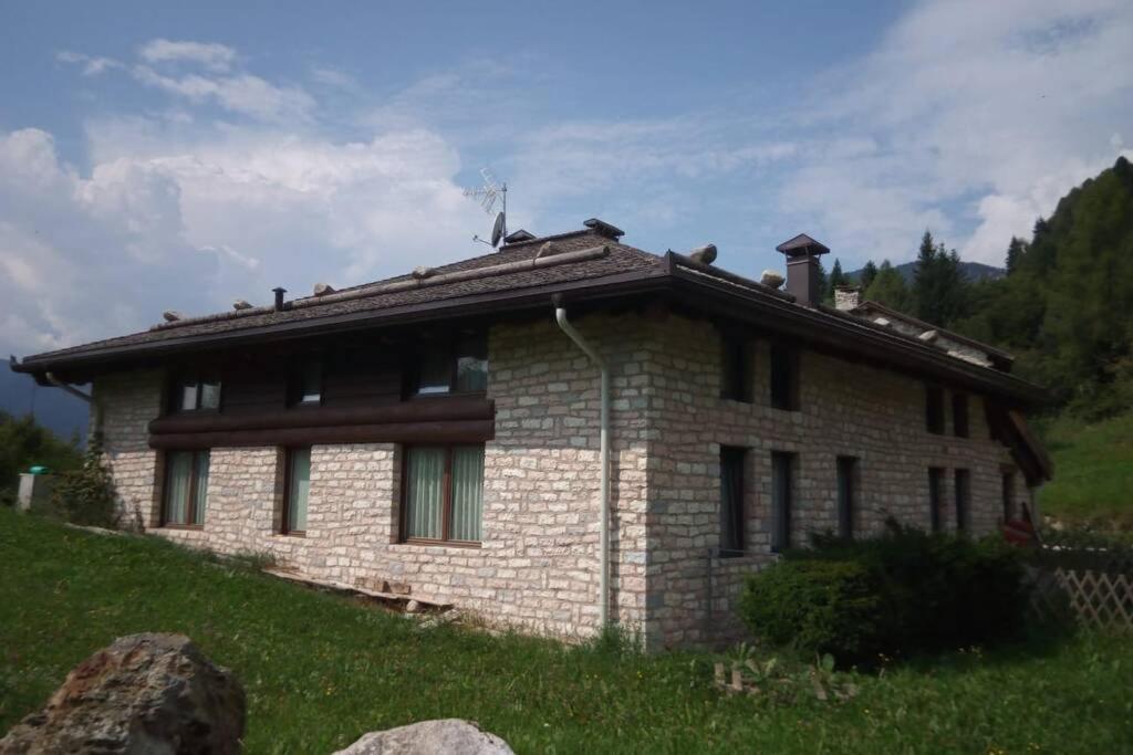 קסטלו טסינו Chalet Maso Fradea Family Resort מראה חיצוני תמונה